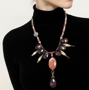 Fringe Collar Agate Nevklace